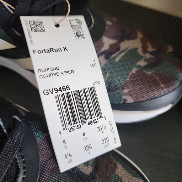 NIB Adidas Camo FortaRun K - Picture 5 of 6